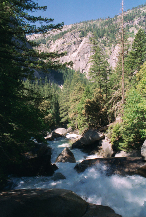 20010529b_Yosemite_-_Vernal_Falls_Trail_015_13