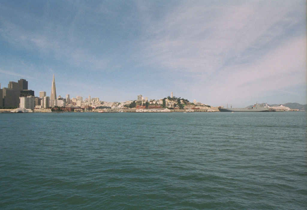 20010601e_San_Francisco_Waterfront_038_36